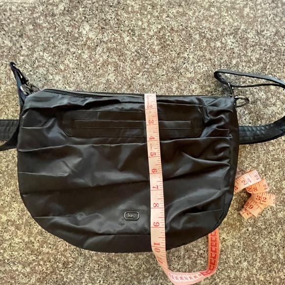 Lug Scuffle Pleated Crossbody Bag Black Adjustable Strap - Picture 7 of 9